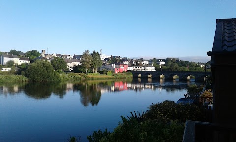 Riverside Holiday Homes