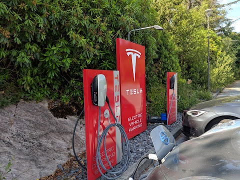 Tesla Destination Charger