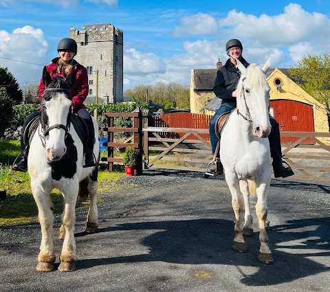 Castlefergus Riding Stables