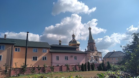 Успенський Кулівецький монастир