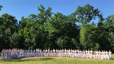 Kyokushinkai Karate Dojo "Kazoku"