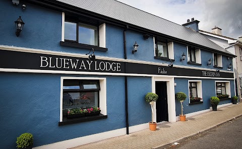 The Leitrim Inn & Blueway Lodge