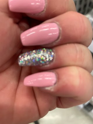 GLAMOUR Nails Hope island