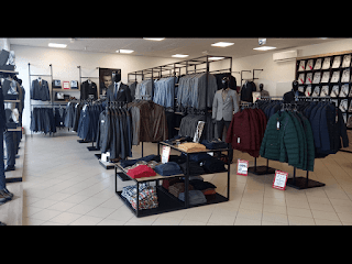 VILLARO Garnitury i Moda Męska Ptak Outlet Rzgów