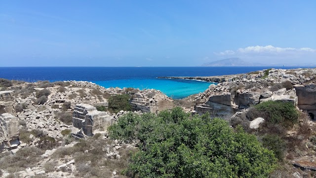 Scogliera di Cala Rossa