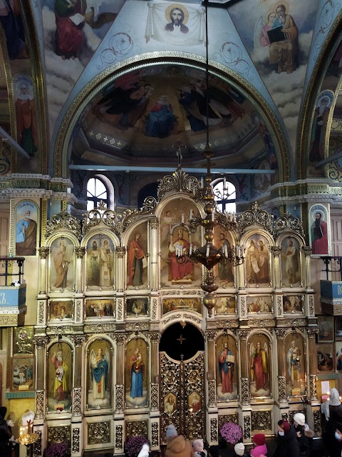 Храм Святого Миколая Чудотворця Української православної церкви