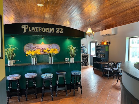 Platform 22 Cafe