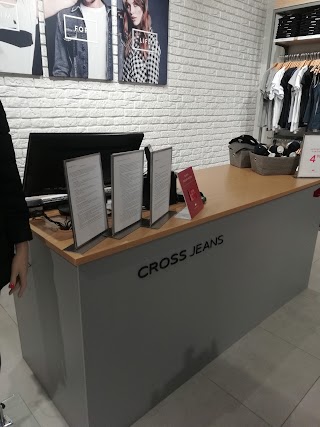 CROSS JEANS Factory Outlet Kraków