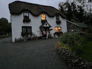 Lissyclearig Thatched Cottage