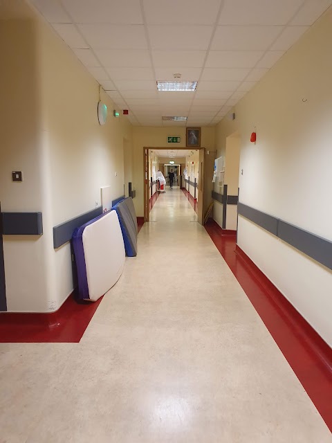 Hospital 2, Merlin Park