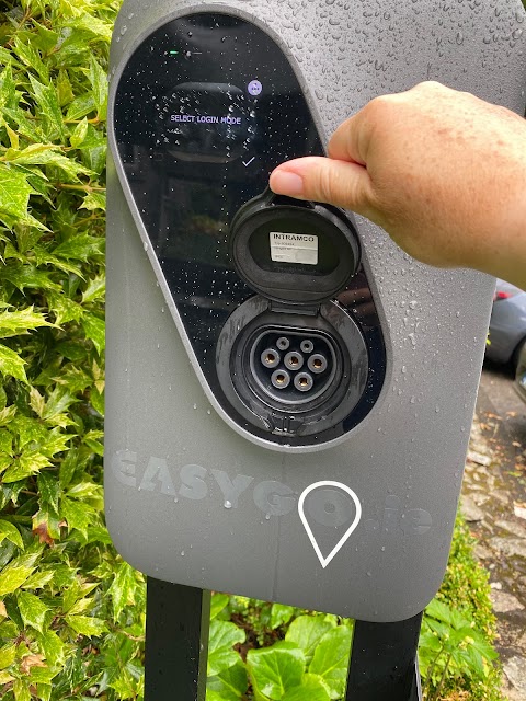 EasyGo Charging Station