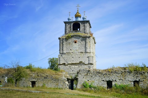 Свято-Троїцький монастир XVI століття