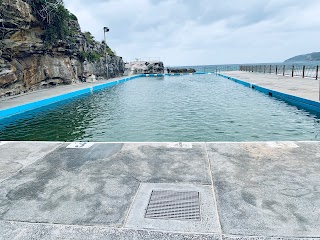 Queens Cliff Rock Pool