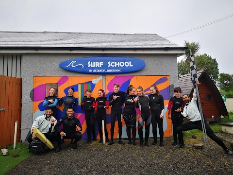 Surf N Stay Strandhill Lodge, House, Surf School