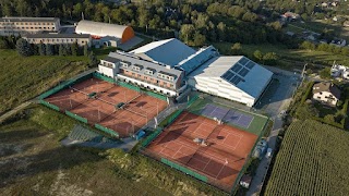 Tennis & Country Club Hotel