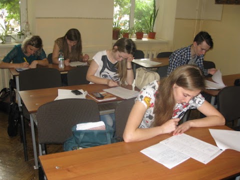 Курси англійської мови "School of English" Івано-Франківськ