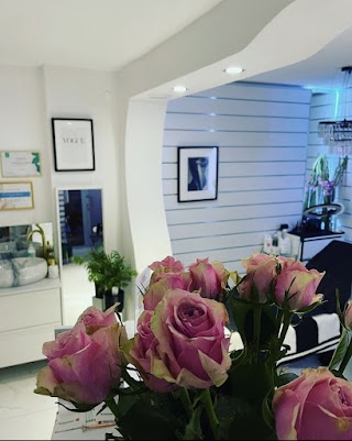 Med&Beauty Clinic makijaż permanentny manicure