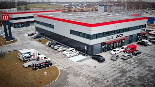 Centrum Samochodowe Szczurek Garage - Pomoc drogowa 24h