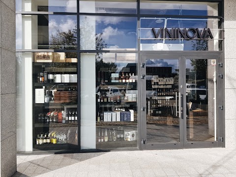 Vininova Wine Shop