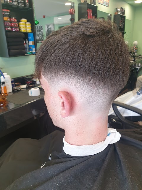 Retro Barber Shop Moycullen