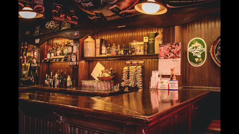 The Woodman Bar