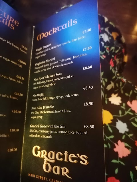 Gracie’s Bar