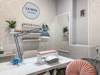 LA'NEVA nail studio Manicure hybrydowy