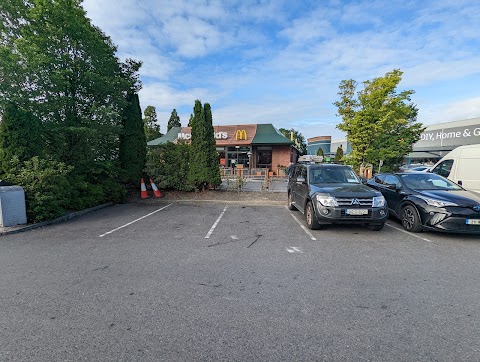 Kilmartin N6 Service Station