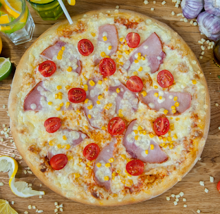 Slice of Heaven - Nocna Pizzeria - Pizza Wrocław Śródmieście