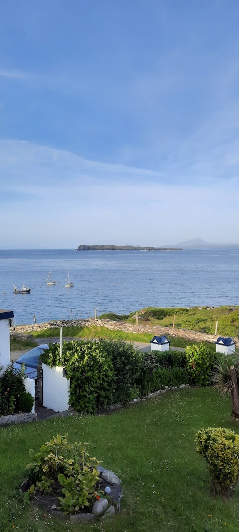 Inishturk Community Club, Restaurant & Shop