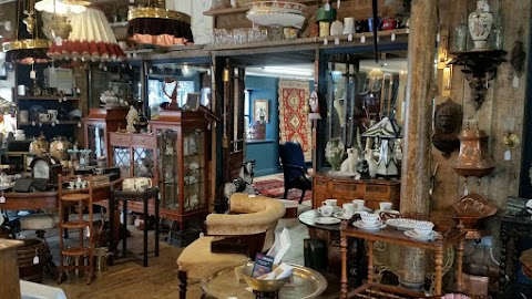 Loft antiques and Interiors Clarecastle