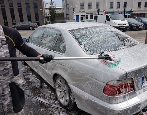 Amber Flash car wash