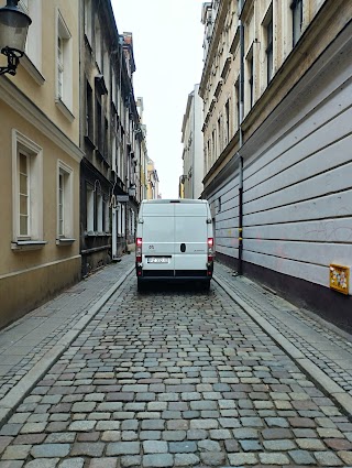 TaniBus Taxi Bagażowe Transport Przeprowadzki Poznań