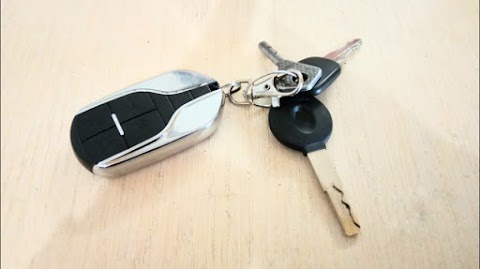 KeyLab - АвтоКлючі та Ключі для дому