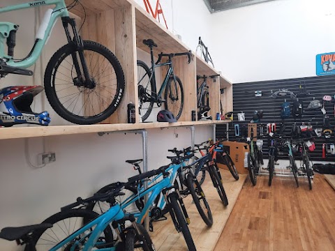 An Mheitheal Rothar: Bike Shop @ University of Galway