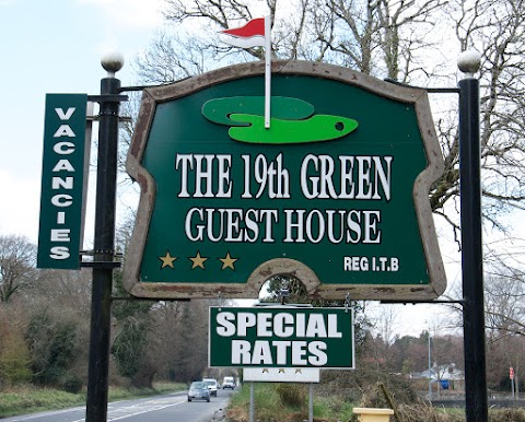 19th Green Guesthouse