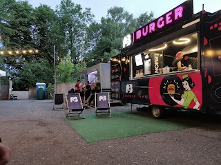 Bezogródek Tropical Spot Food Truck Park