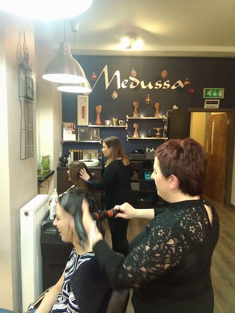 Medussa Hair Studio