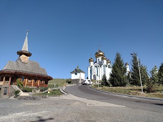 Церква всіх Святих