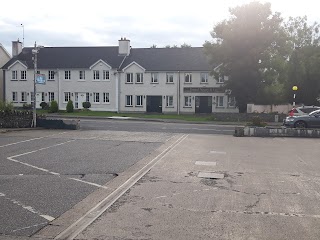 Top Oil Leitrim Village McCormack's Mace