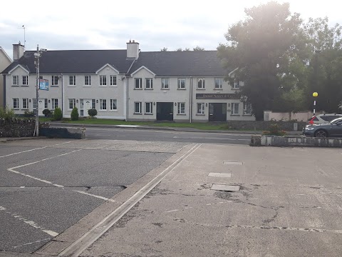 Top Oil Leitrim Village McCormack's Mace