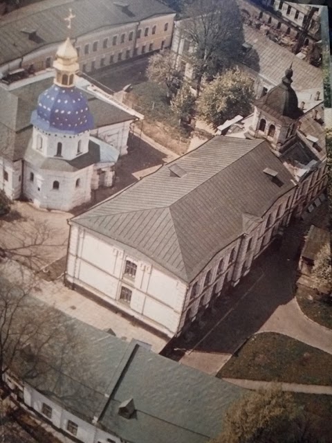 Церква Святого Миколи УПЦ