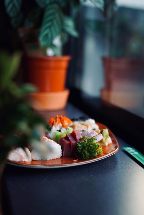 SAKURA SUSHI BAR