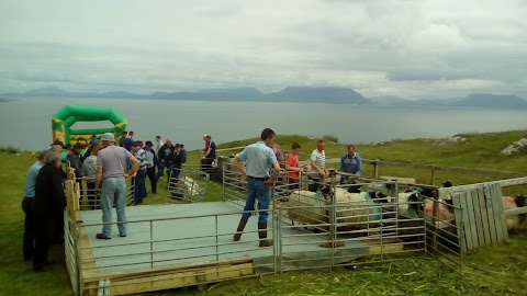 Inishturk Community Club, Restaurant & Shop