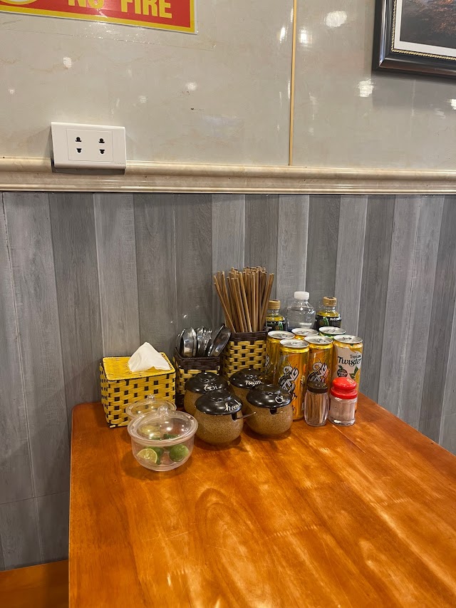 Bún Bò Huế Ngự Uyển