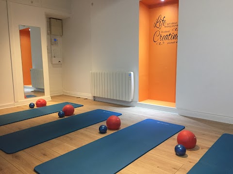 Laura's Pilates & Injury Therapy