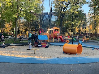Plac zabaw w parku skarbków