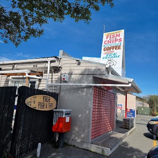 Waikuku Beach General Store