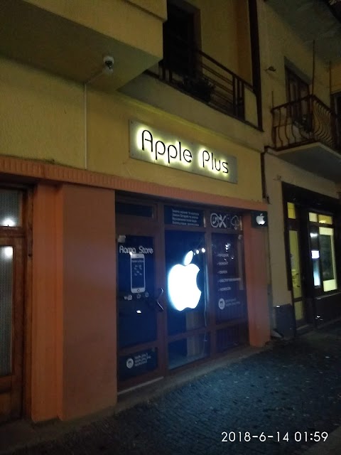 Apple Plus - Roma Store