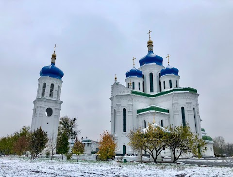 Свято-Троїцький храм УПЦ